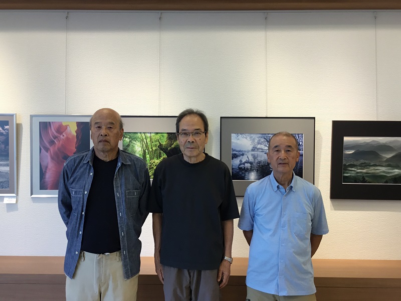 『風景写真3人展-風景との出会い-』、開催中