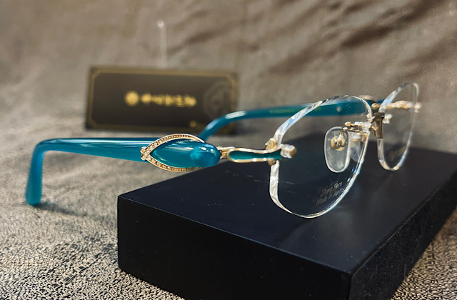 【 中村勘三郎 】