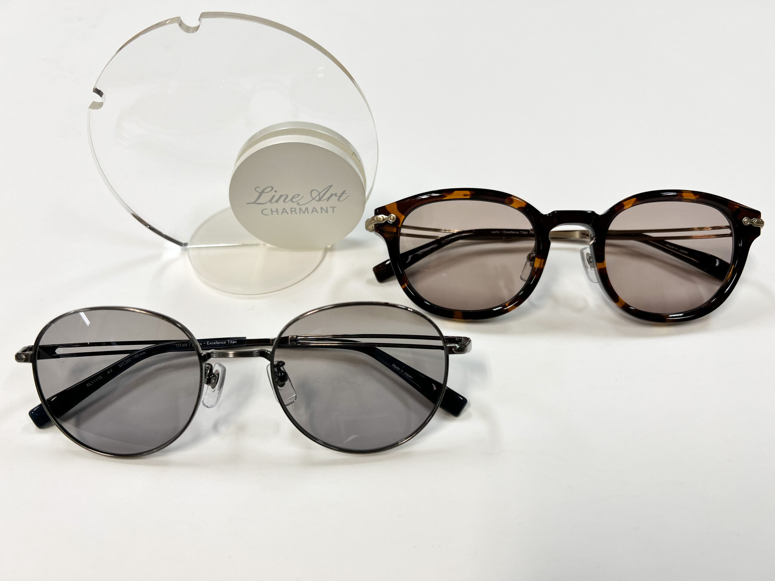 ラインアートのサングラス