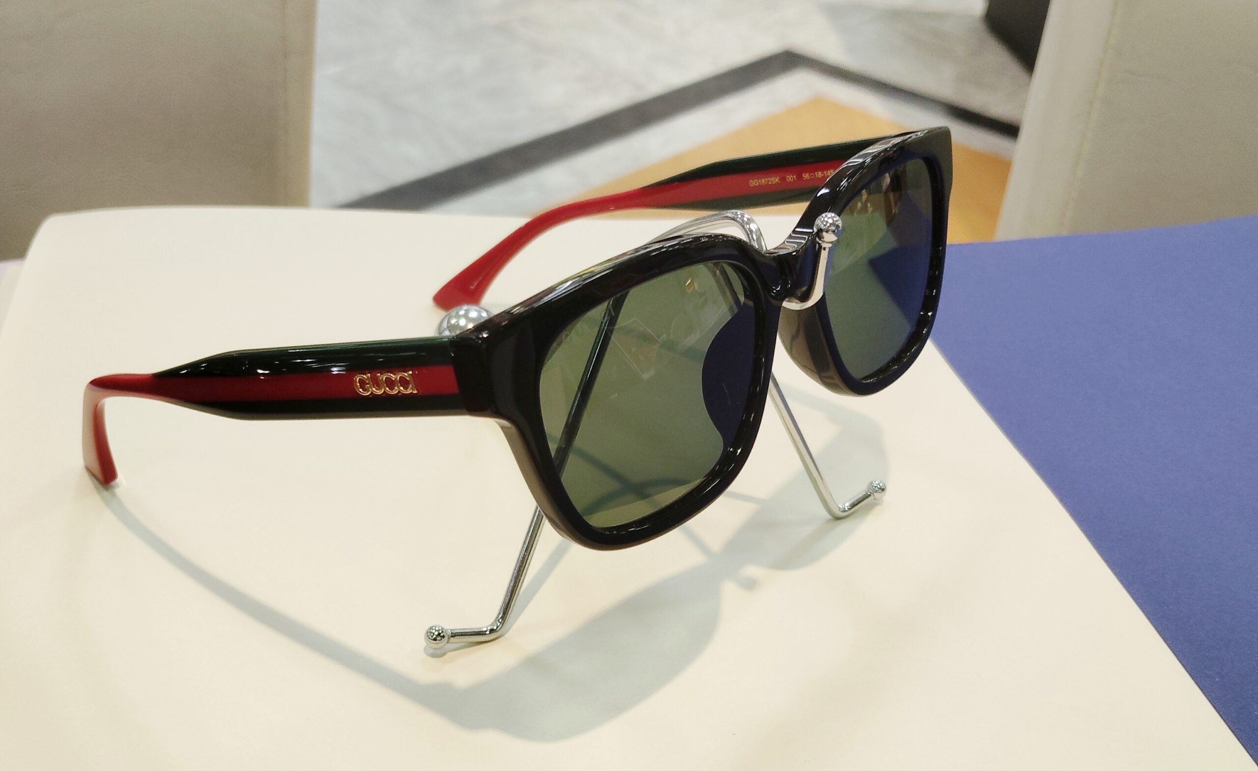 GUCCI　1872SK