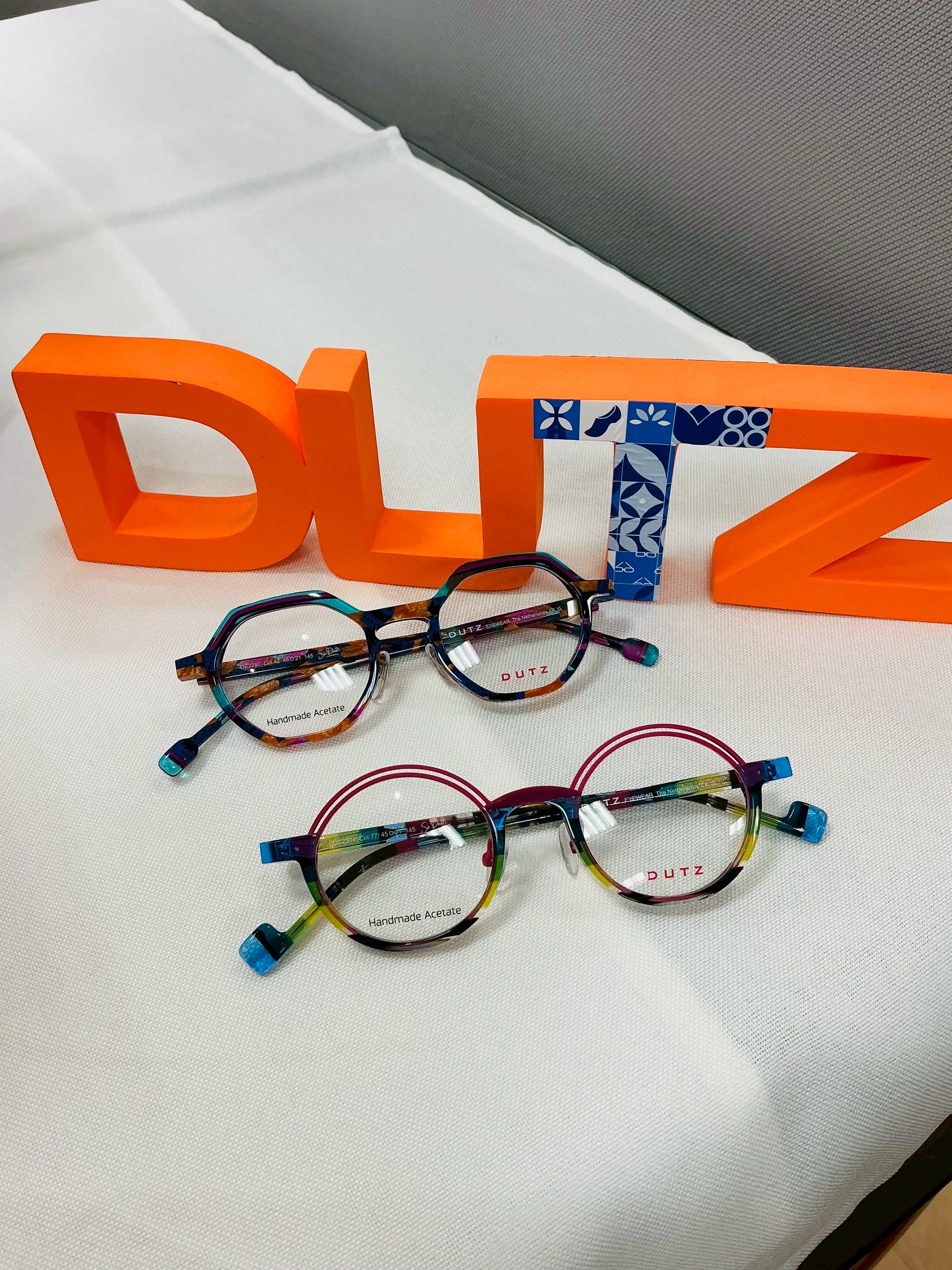 DUTZ